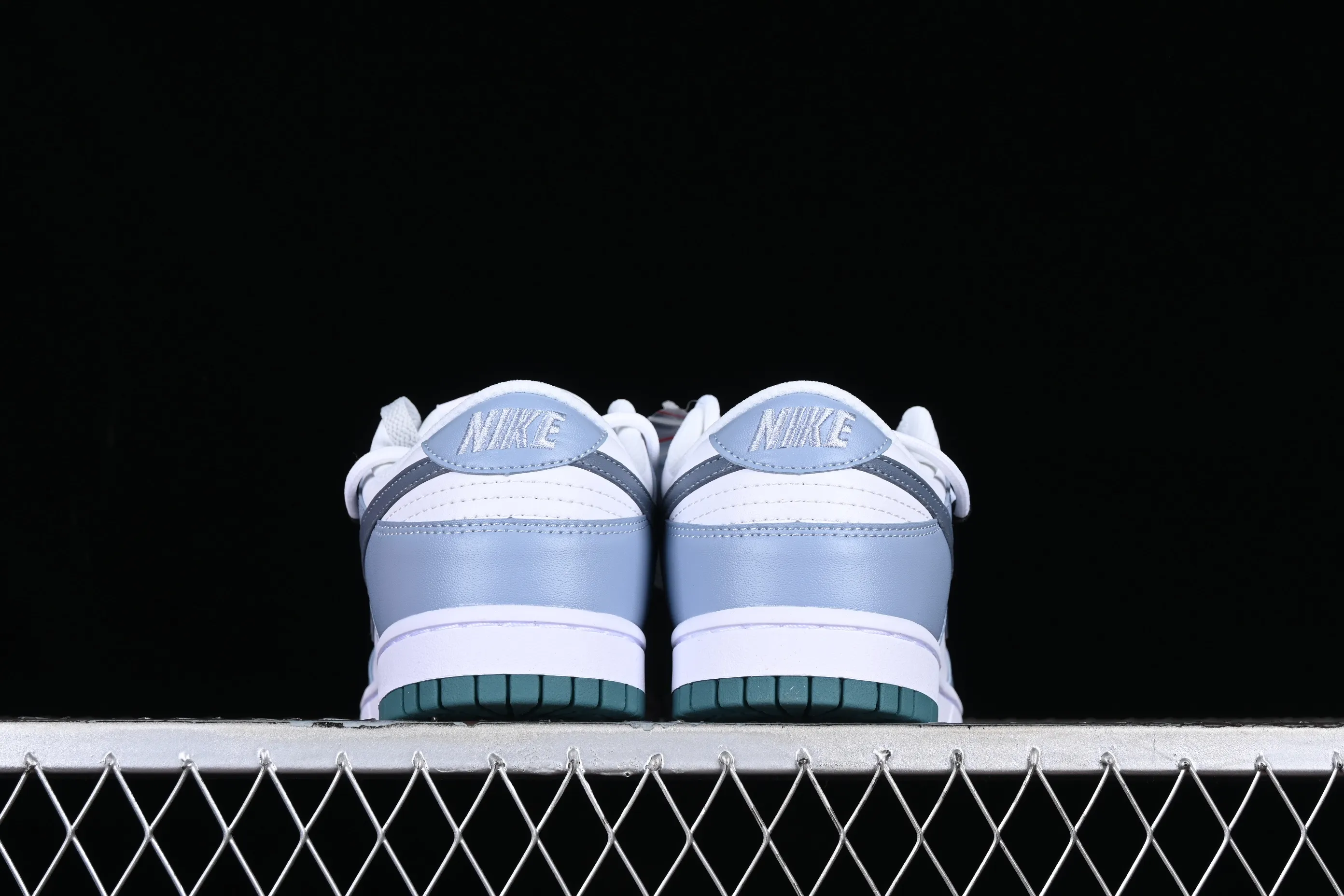 All categories Nk SB Dunk series Nk SB Dunk Low low-top sneakers Nk SB Dunk Low Strap milk blue SB low-top sports and leisure sneakers FD9911-101